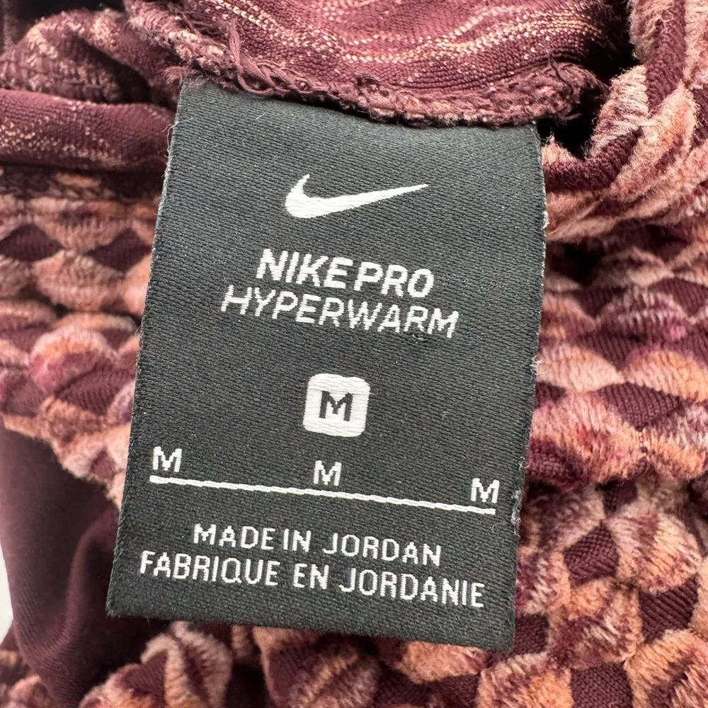 Nike‎ Pro Hyper Warm Women's Burgundy Textured Cowl Neck Pullover, Size Medium
